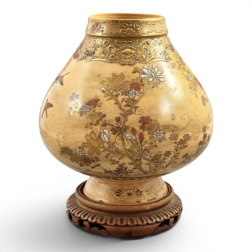 Exceptional Meiji Kyoto Satsuma Vase by Kinkōzan Workshop, Birds, Flowers and Gilt Moriage Decoration