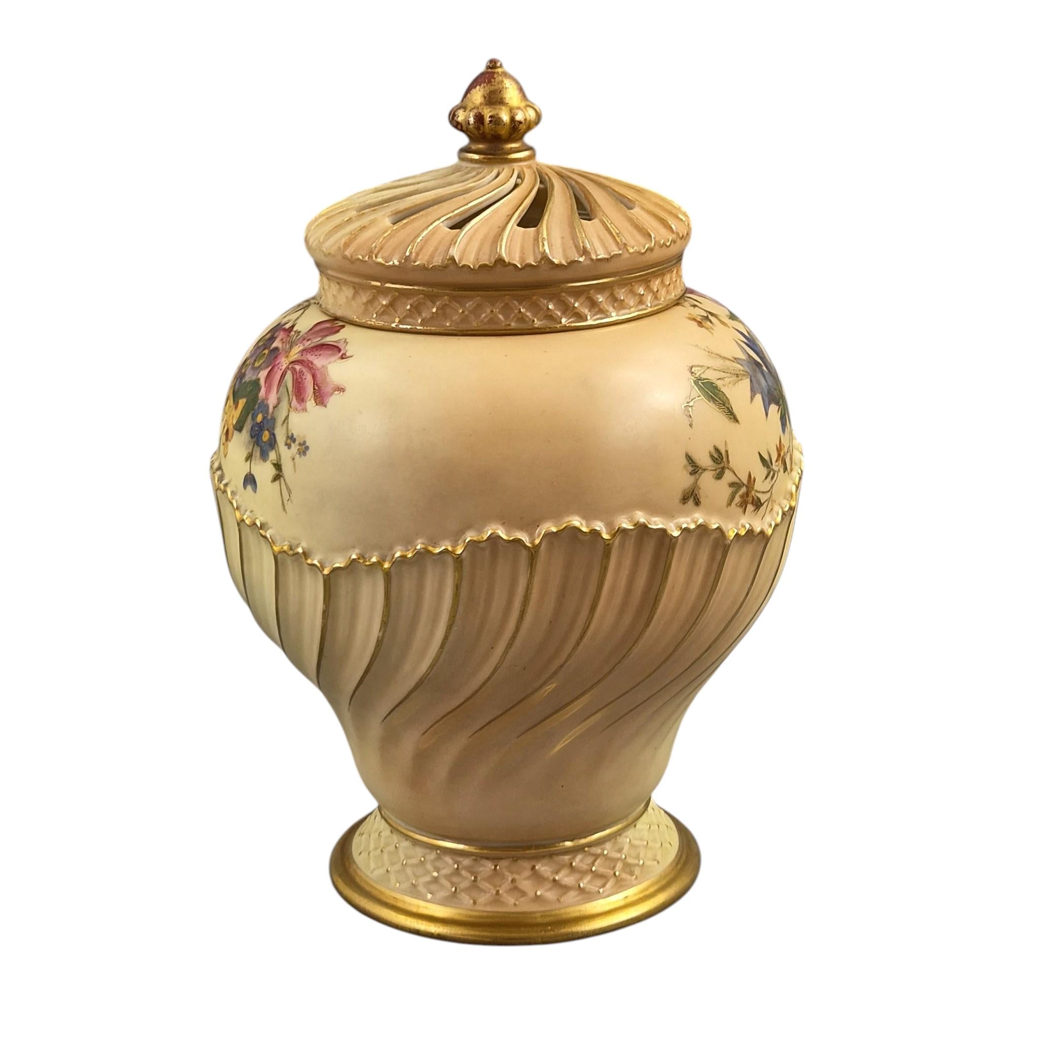Antique Royal Worcester blush ivory pot-pourri jar and cover floral porcelain vase shape 1720 England 1903