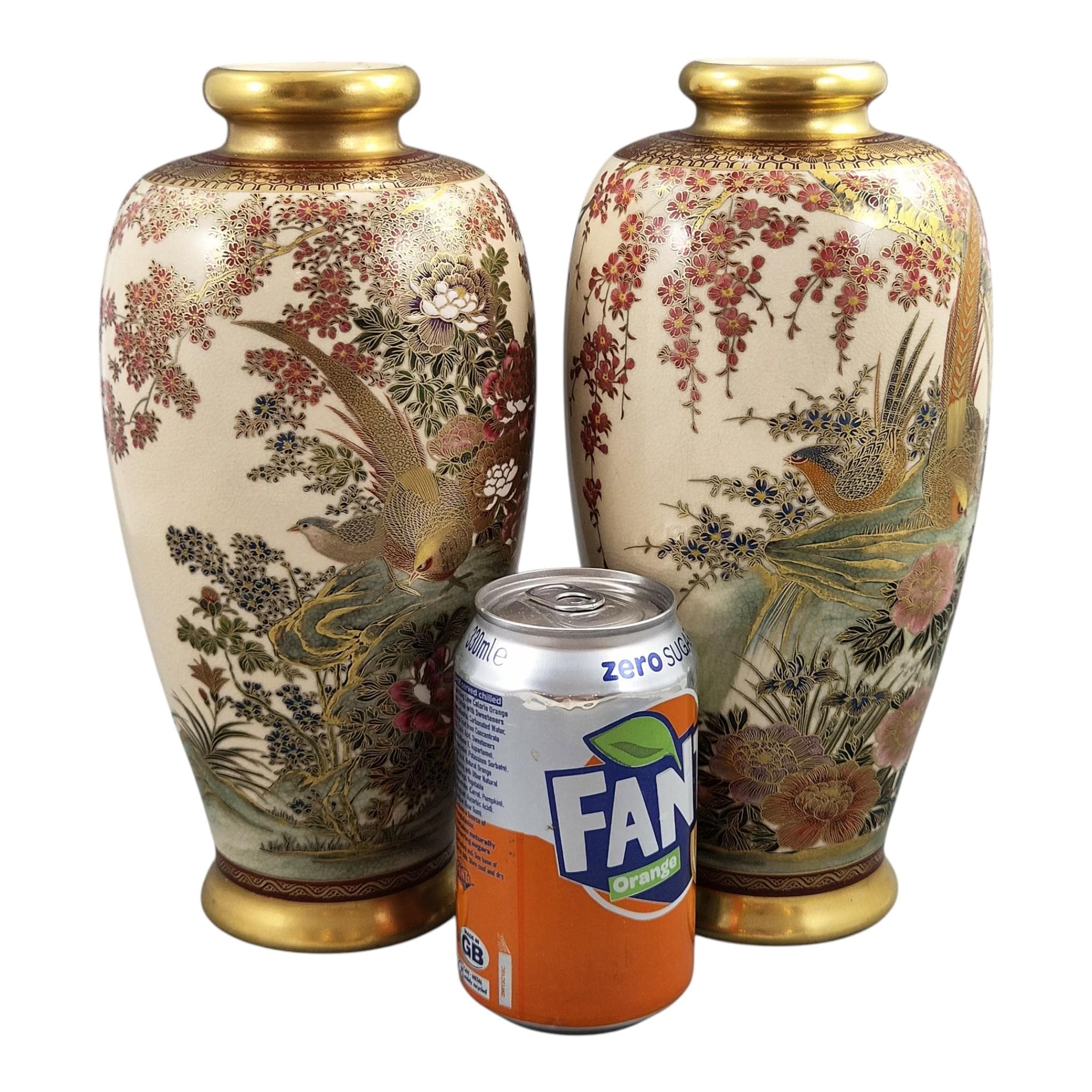 Pair of Fine Japanese Satsuma Vases by Manpei, Kobe, Early Showa Period