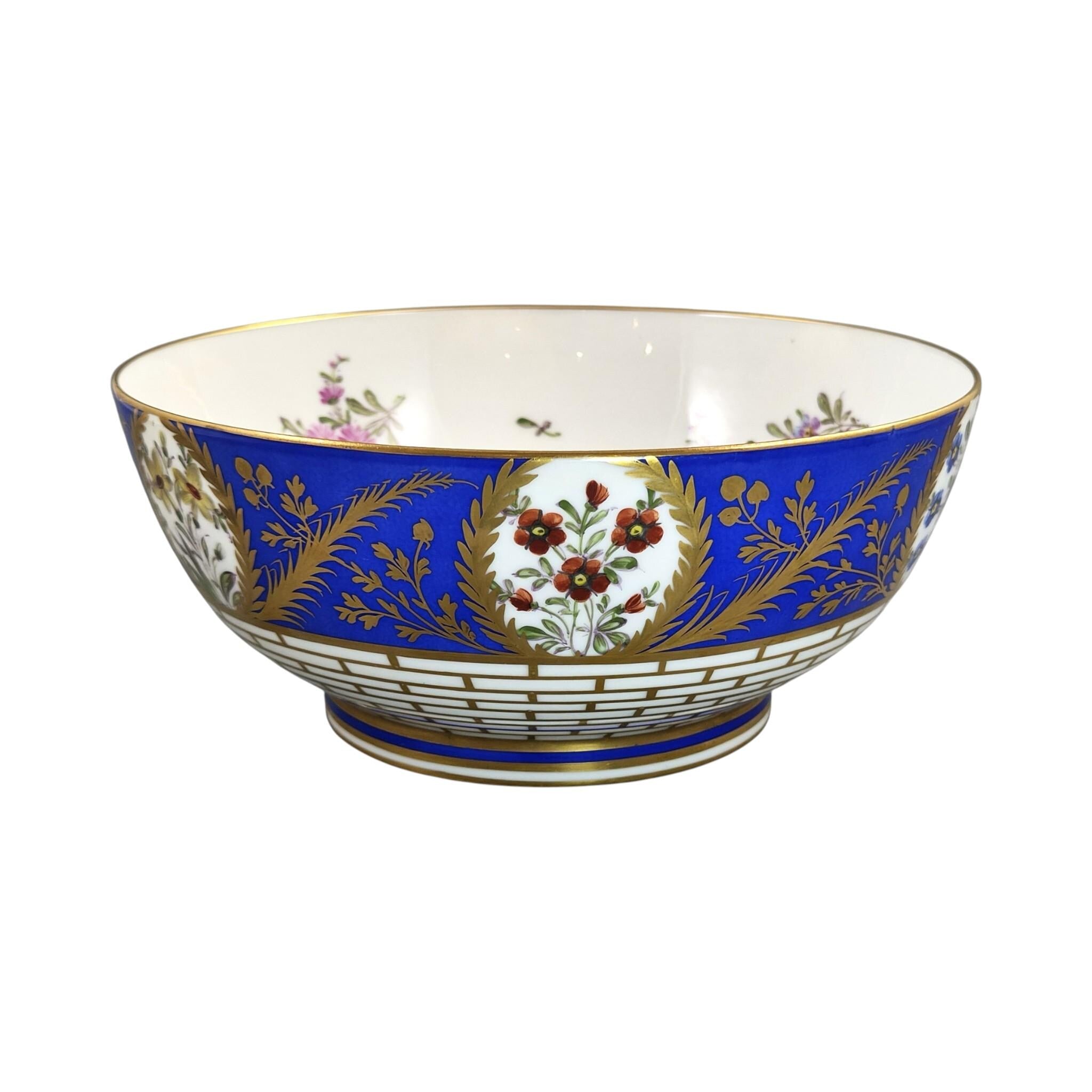 Samson Paris Chelsea Derby style cobalt blue porcelain footed bowl, late 19th century