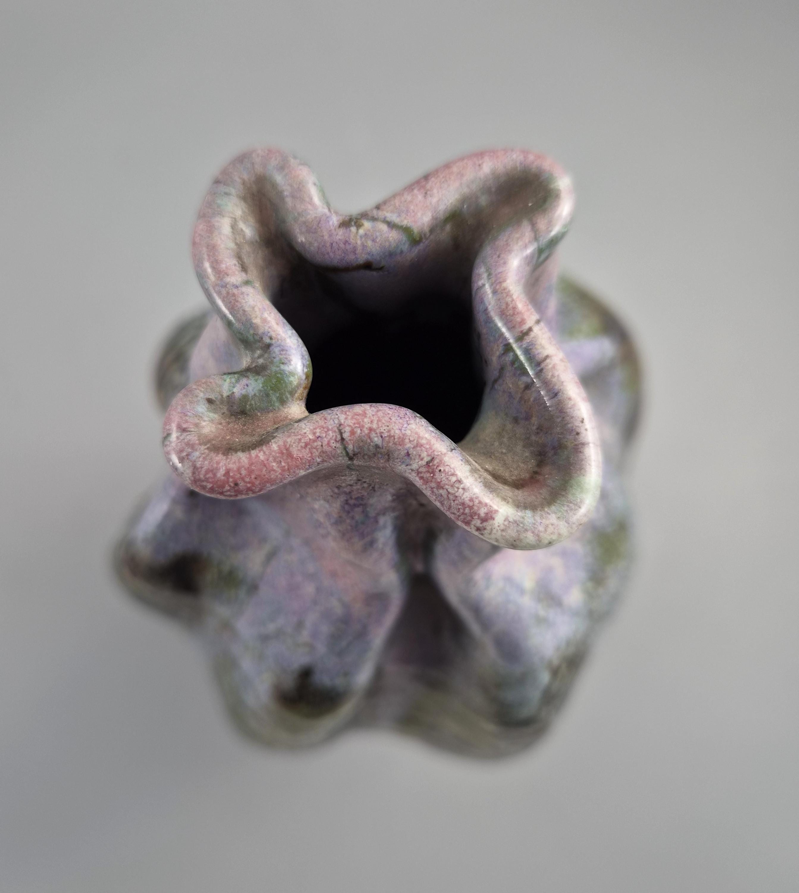 Japanese Sumida Gawa Vase Signed Ban-ni, Sage and Karako, Lavender Flambé, Meiji c.1900