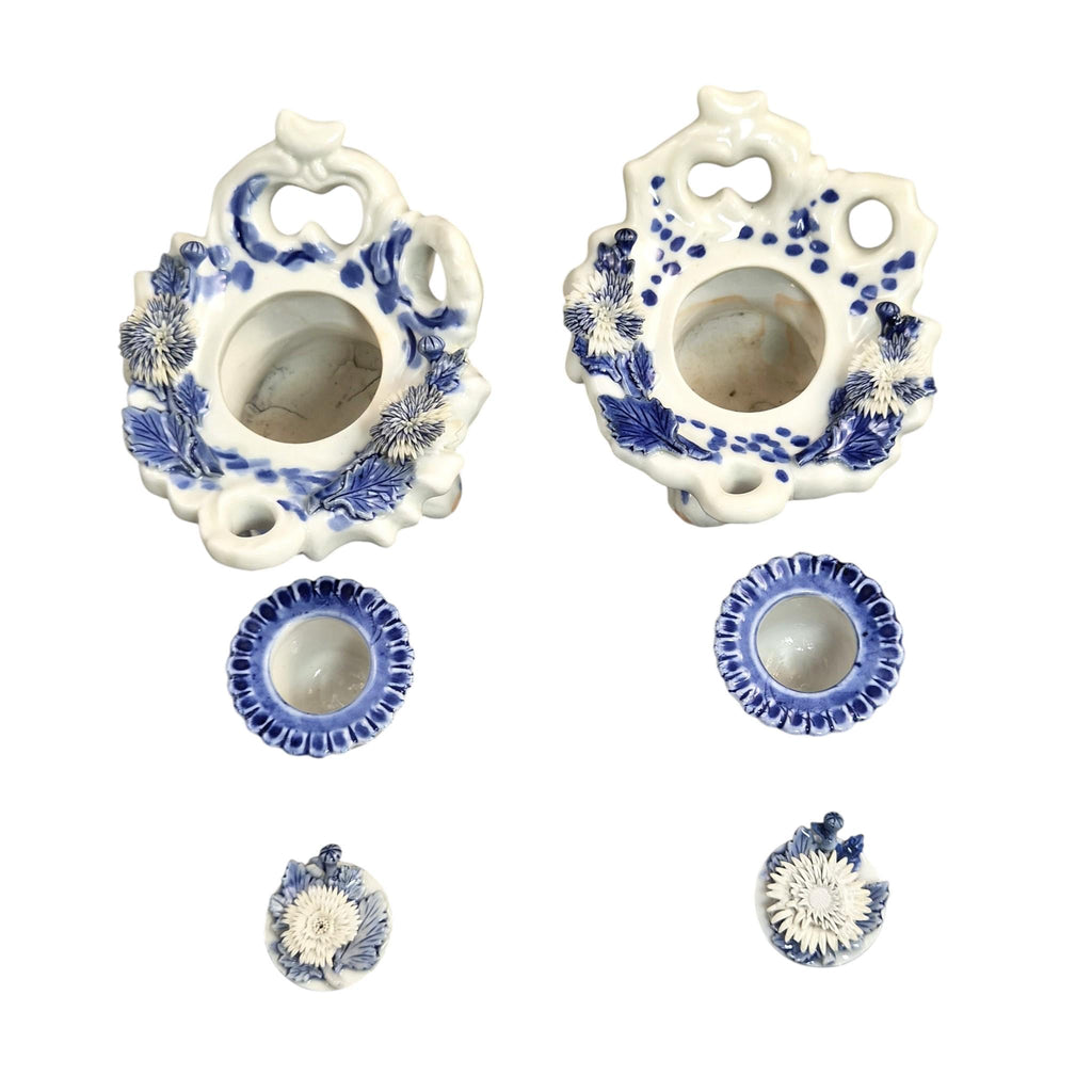 Rare Hirado Porcelain Chrysanthemum Inkwells Pair, Mikawachi Ware c.1850-1880