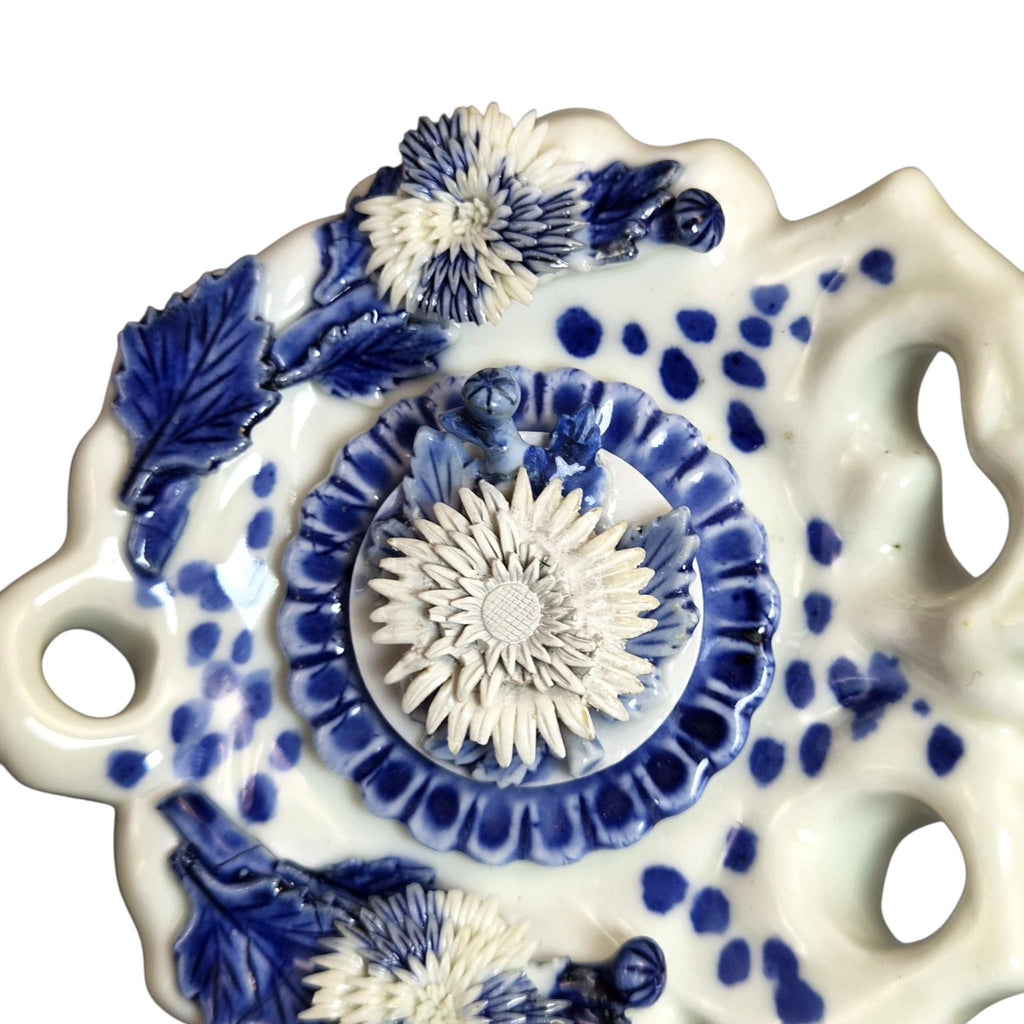 Rare Hirado Porcelain Chrysanthemum Inkwells Pair, Mikawachi Ware c.1850-1880