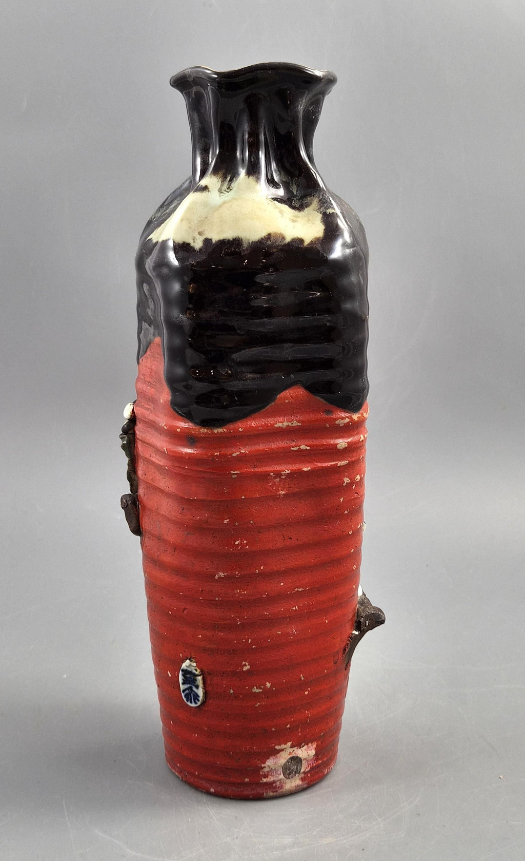 Tall Japanese Sumida Gawa Vase by Inoue Ryōsai, Sages on a Cliff, Meiji–Taishō c. 1900