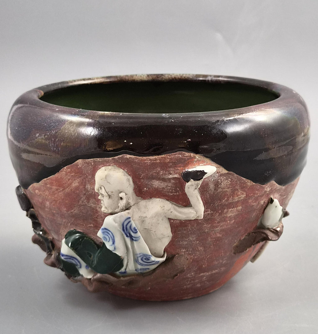 Japanese Sumida Gawa Bowl Signed Inoue Ryōsai, Figures in Relief, Meiji–Taishō c.1900
