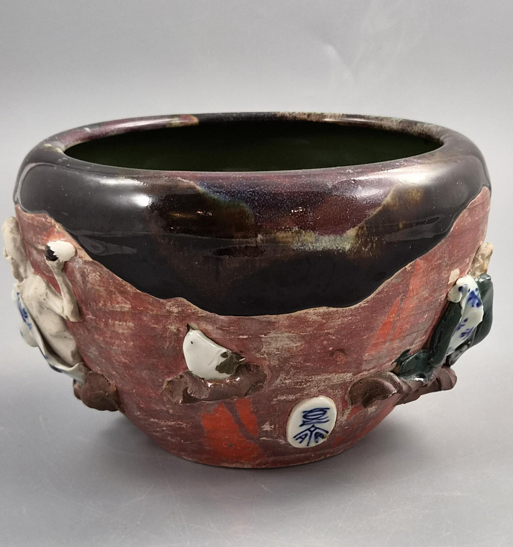 Japanese Sumida Gawa Bowl Signed Inoue Ryōsai, Figures in Relief, Meiji–Taishō c.1900