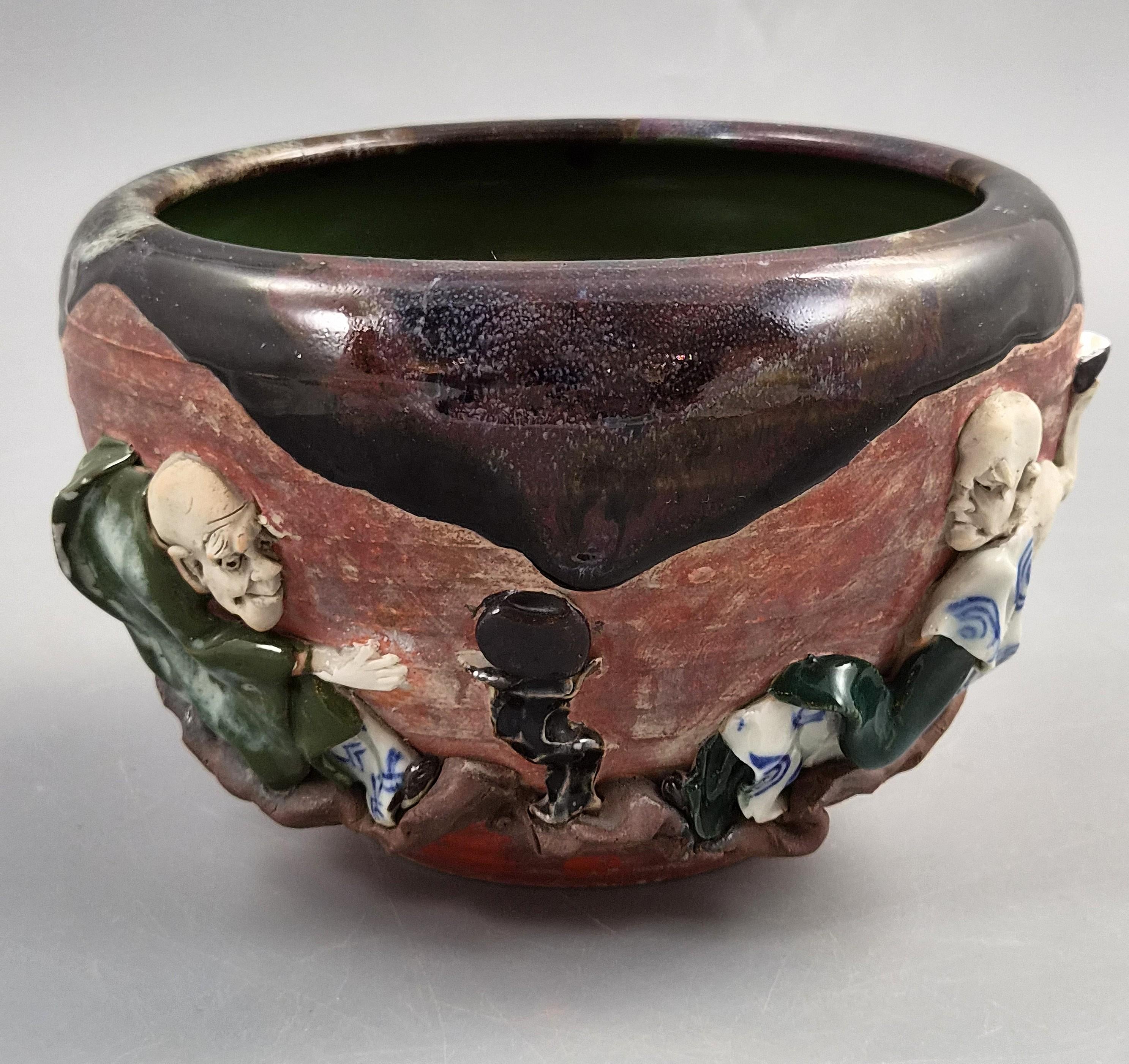 Japanese Sumida Gawa Bowl Signed Inoue Ryōsai, Figures in Relief, Meiji–Taishō c.1900