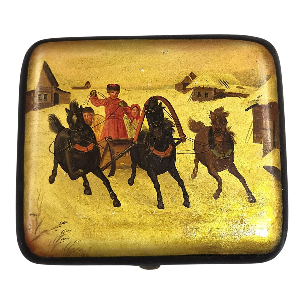Russian Vishnyakov Attributed Papier-Mâché Lacquer Cigarette Case, c.1850-1870