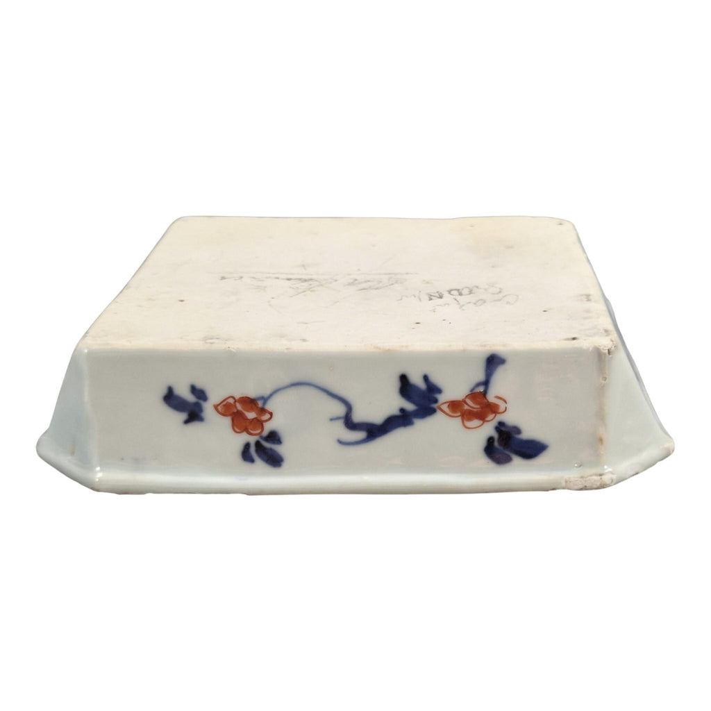 Chinese Imari Kangxi Chamfered Square Porcelain Bowl, Garden Pavilion, Qing Dynasty, c.1700-1720