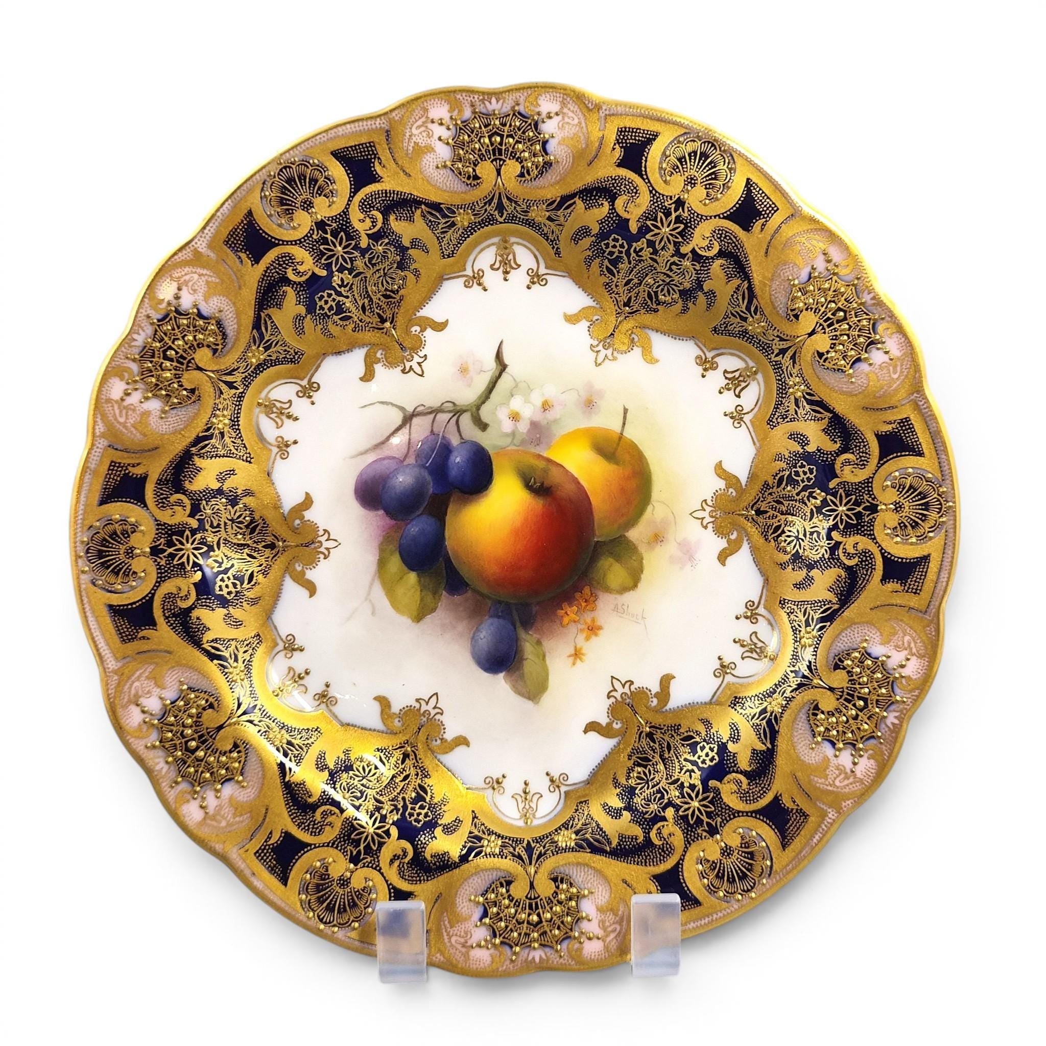 Royal Worcester Albert Shuck Signed Hand-Painted Fruit Cabinet Plate 1918