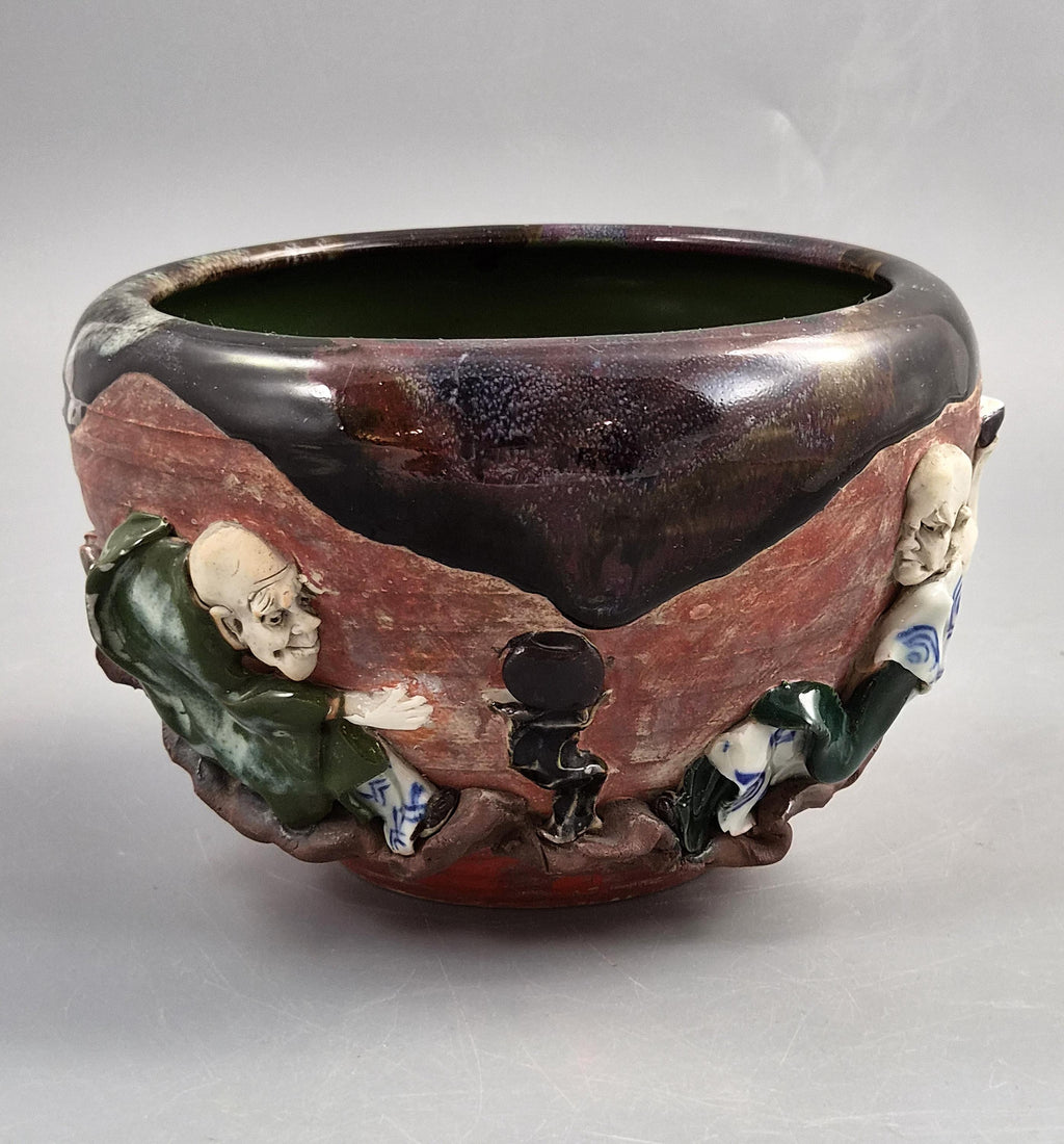 Japanese Sumida Gawa Bowl Signed Inoue Ryōsai, Figures in Relief, Meiji–Taishō c.1900