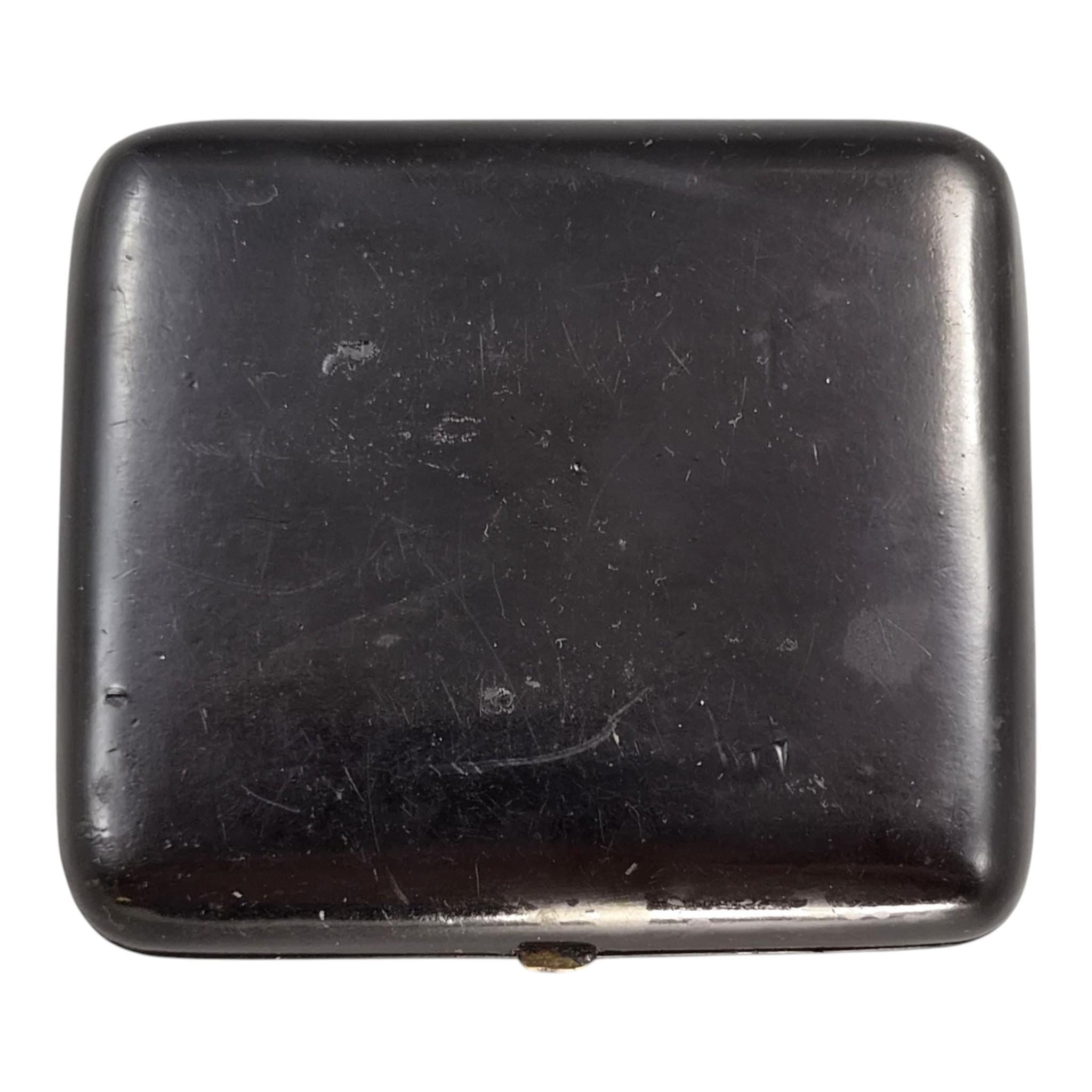 Russian Vishnyakov Attributed Papier-Mâché Lacquer Cigarette Case, c.1850-1870