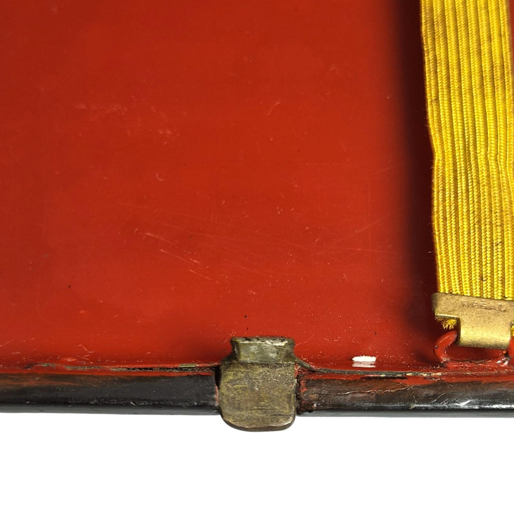 Russian Vishnyakov Attributed Papier-Mâché Lacquer Cigarette Case, c.1850-1870