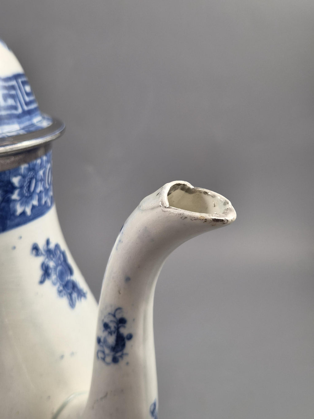 Rare Caughley Georgian Coffee Pot & Cover Temple Landscape Pattern Blue and White Transferware Chinoiserie Silver Mounted c.1780 English